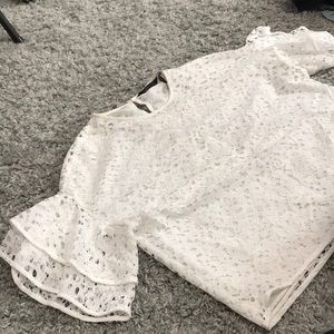 WHITE LACE TOP